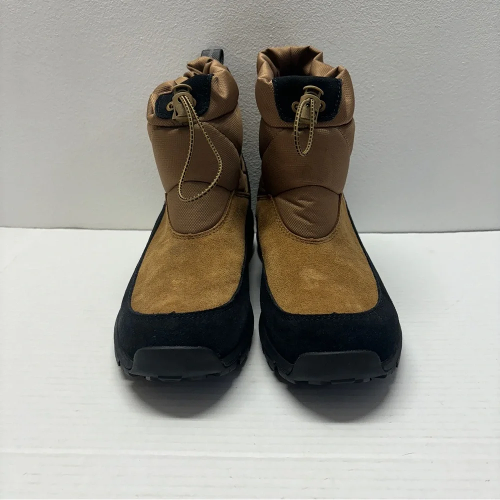 NWOT Danner Men’s Silver Snow Boots Pull On Tan Black Sz 9